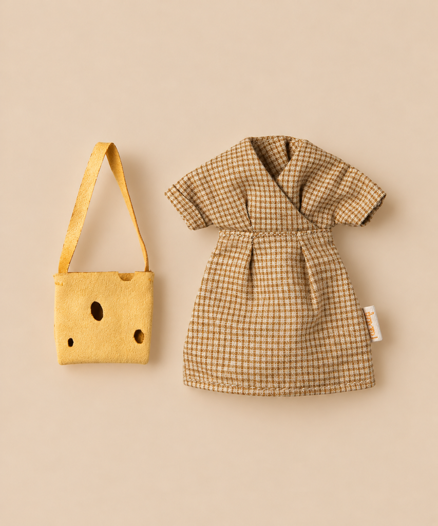 Maileg Extra Clothing: Dress And Bag For Mom Mouse, featuring a brown and beige checkered dress next to a yellow shoulder bag with cheese-like cutout holes.